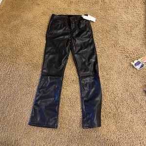 New with tags never worn! Size 28 black leather mother pants.